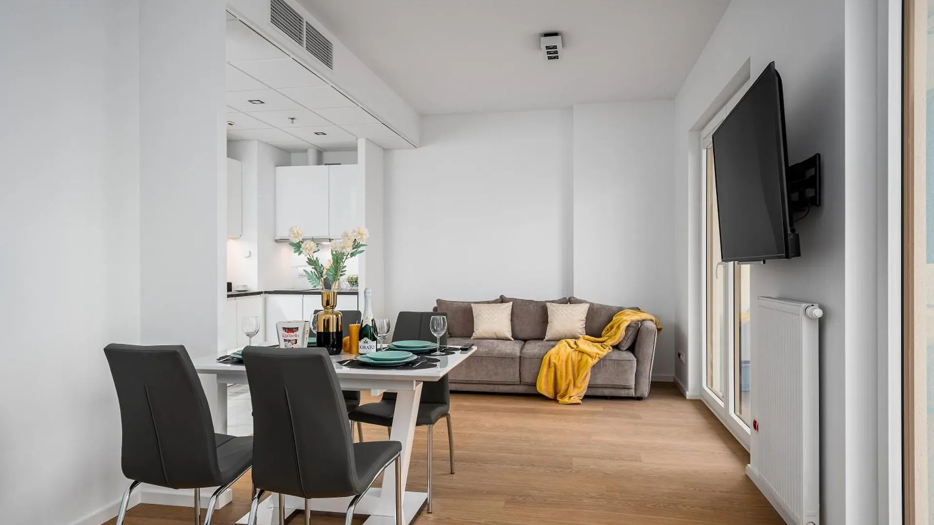 Apartamenty Dla Wszystkich Kasprzaka 29 Varšava 0*,